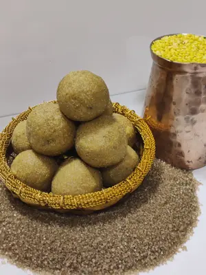 Yellow Moong dal Laddu ( 250 Gms)